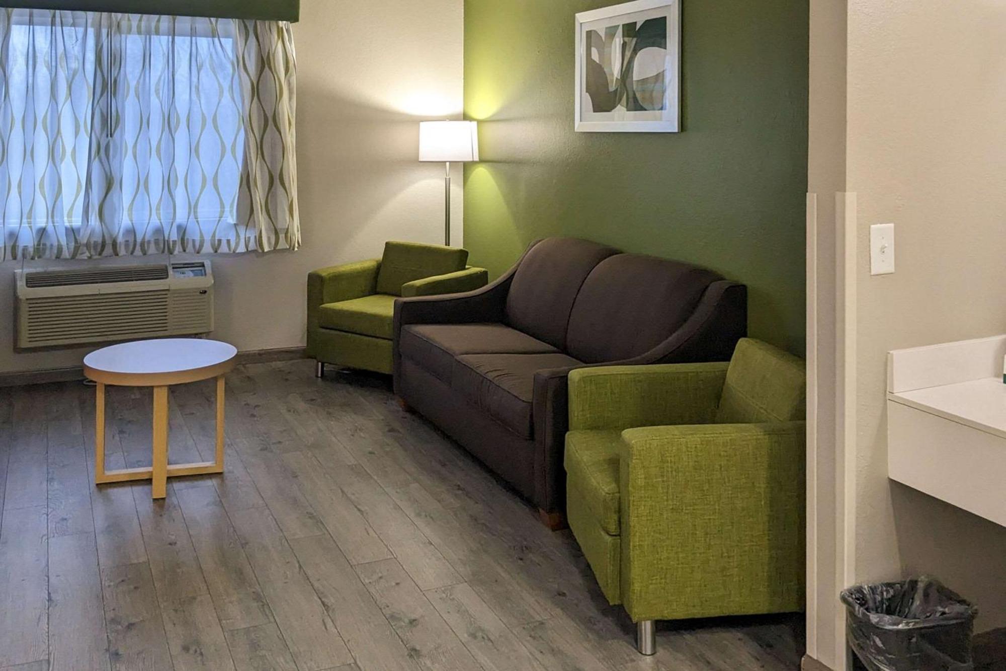 Quality Inn & Suites Делавэр Экстерьер фото